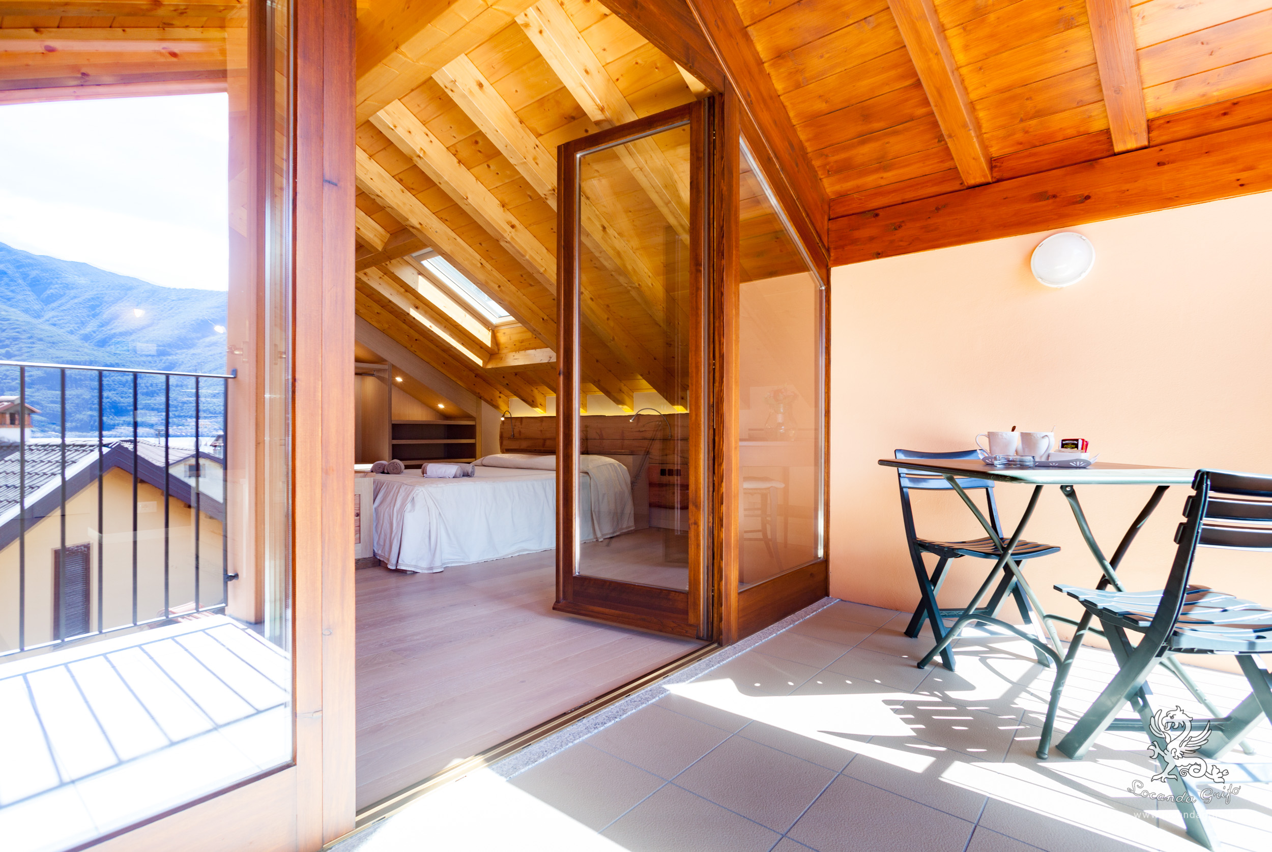 Mansarda - Appartamento - Locanda Grifo, albergo a Lenno sul Lago di Como