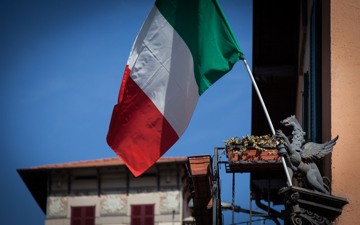 Lo stemma del Grifone dell'albergo e ristorante tipico sul Lago di Como Locanda Grifo di Campo, Lenno